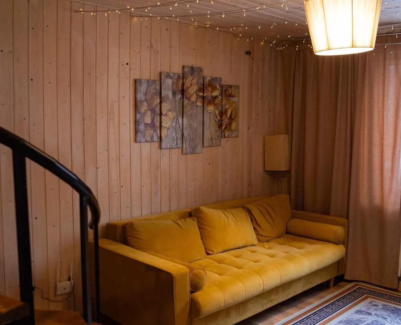 אסטנה Hostel Emes